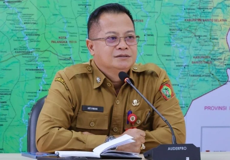 e28fa9kepaladinaspemberdayaanmasyarakatdandesapmdprovinsikalimantantengahh-aryawanmem_copy_843x586