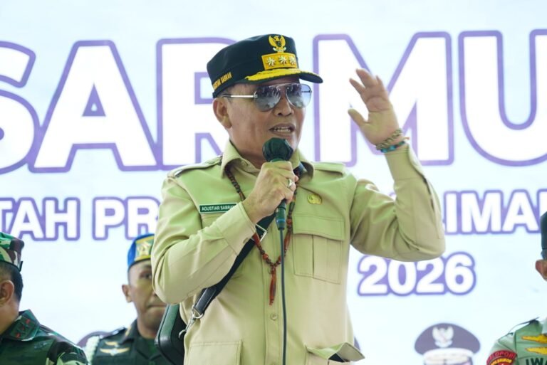 Gubernur Kalimantan Tengah Agustiar Sabran