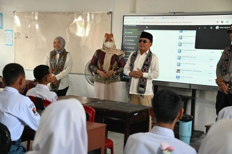 Gubernur Kalimantan Tengah Agustiar Sabran