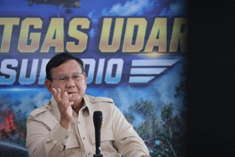 Prabowo Minta Perda Bakar Lahan Kalbar Dicabut, Karhutla Masuk Status Darurat
