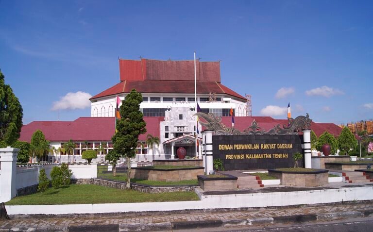 Gedung_DPRD_Kalimantan_Tengah