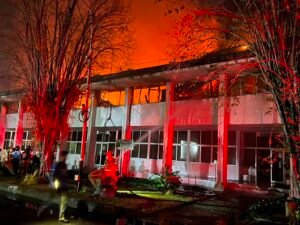 Kebakaran Hebat Lahap Gedung Perkantoran di Komplek Kantor Gubernur Kalteng