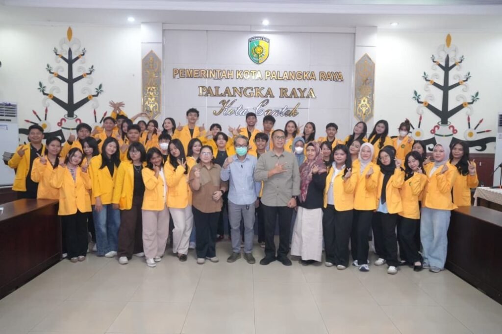 Bukan Sekadar Scroll Media Sosial, Mahasiswa Palangka Raya Diajak Cermat Menyaring Informasi Digital