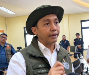 Menteri Kehutanan Raja Juli Antoni