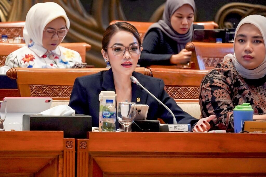 Karhutla Kalteng Belum Reda, Andina Narang Minta Perlindungan Warga Diperkuat