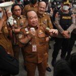 Kepala Dinas Lingkungan Hidup (DLH) Kalteng Joni Harta