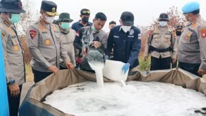 Surfaktan Dikerahkan di Petuk Katimpun, Titik Api Karhutla Diklaim Turun Drastis dalam Hitungan Detik