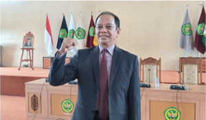 Prof. Dr. Ir. Salampak, M.S. Rektor Universitas Palangka Raya
