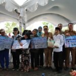 Dinsos Kalteng Pastikan Bantuan Warga Pantai Lunci Tepat Sasaran di Tengah Dampak Karhutla