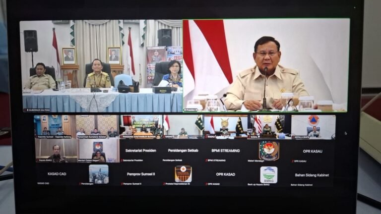 Prabowo Kirim 200 Pompa Air dan Dukung 200 Sumur Bor untuk Perkuat Penanganan Karhutla Kalteng