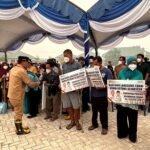 Tak Sekadar Bantuan, Gubernur Pastikan Warga Sei Gohong Mendapat Perlindungan di Tengah Karhutla