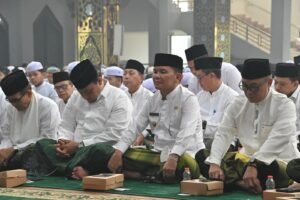 Ribuan Warga Kalteng Berdoa di Tengah Karhutla, Harap Hujan Segera Turun