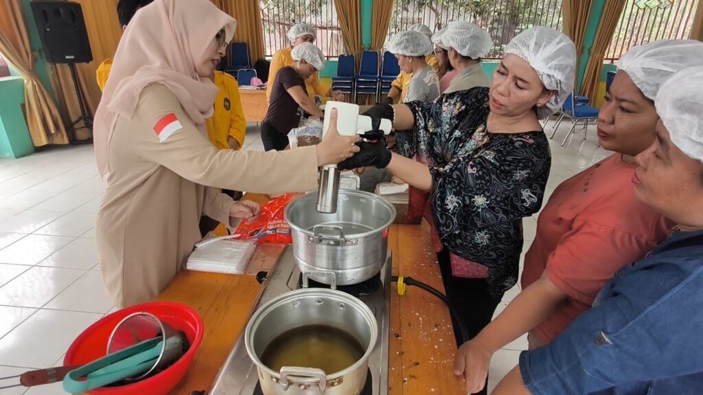Singkong Lokal Disulap Jadi Mi, Ibu-Ibu Desa Tuwung Belajar Buka Peluang Usaha
